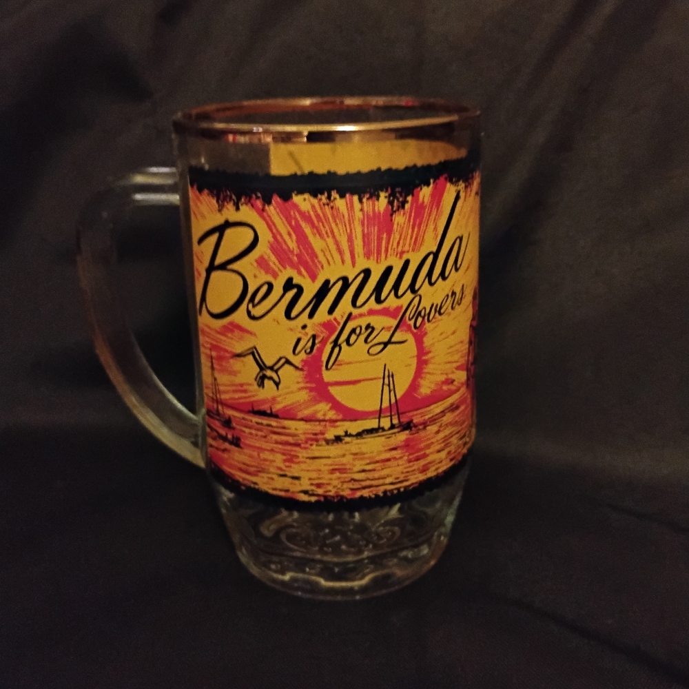 Vintage Bermuda Lovers Glass Mug with Gold Rim(Collectible)